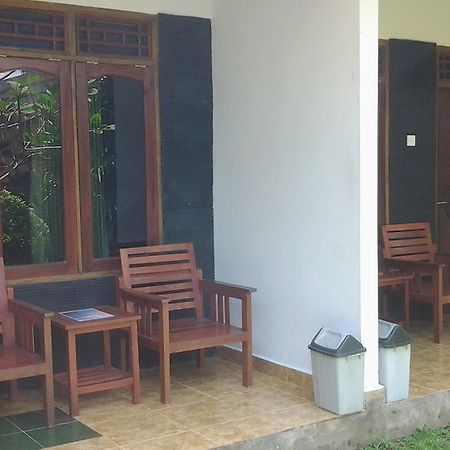 Family Garden Homestay Mangsit Kültér fotó