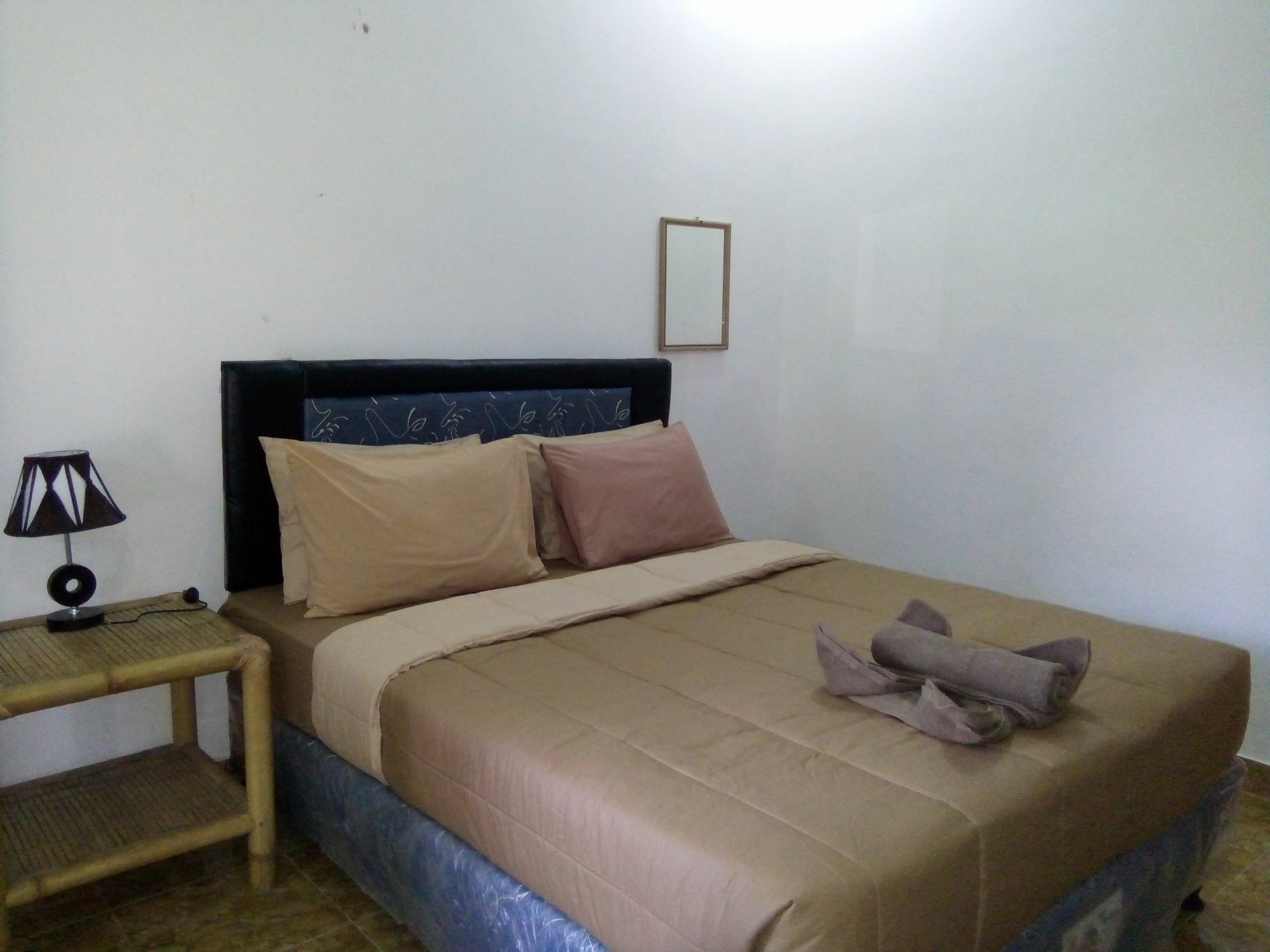 Family Garden Homestay Mangsit Kültér fotó
