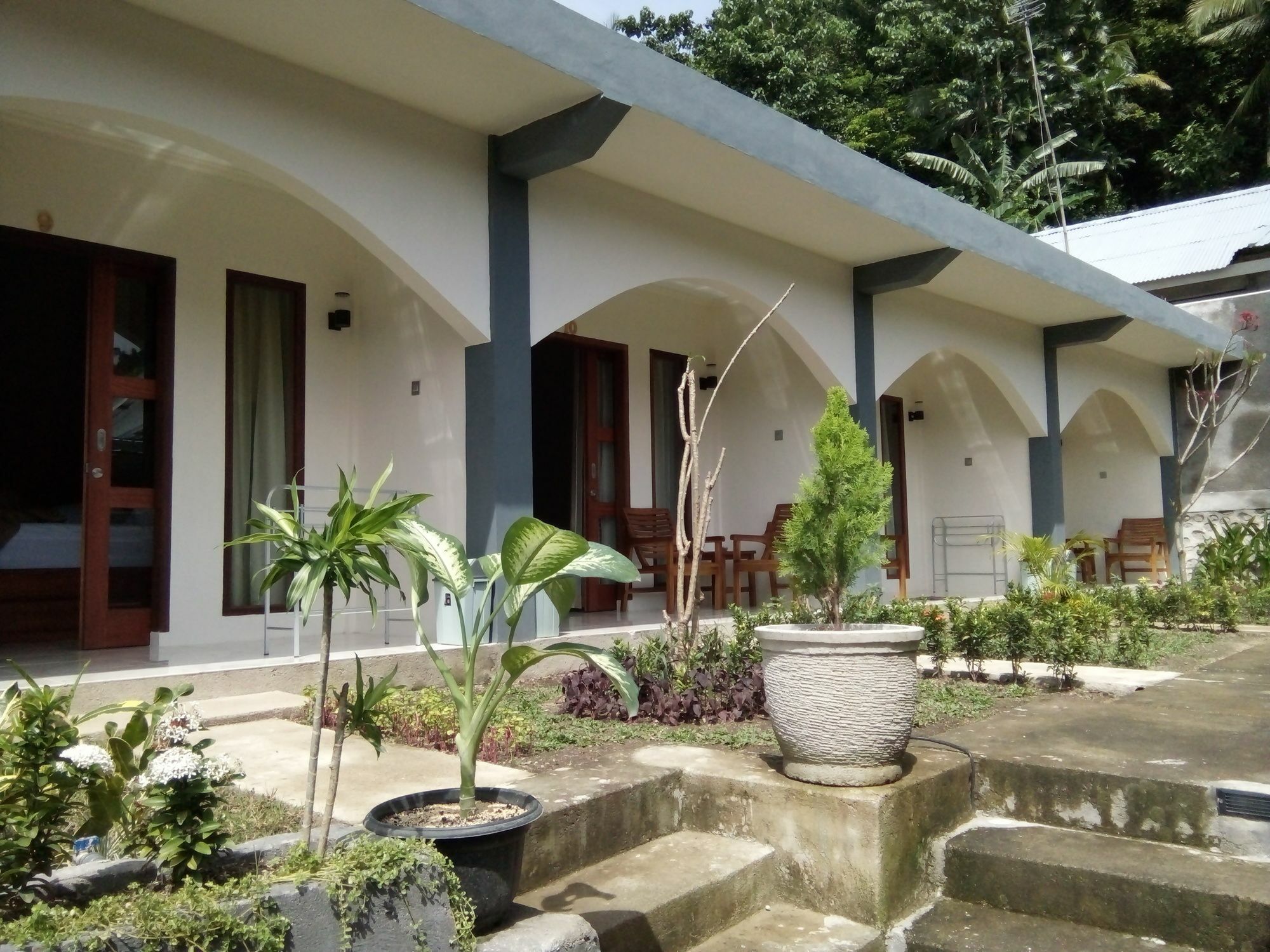 Family Garden Homestay Mangsit Kültér fotó