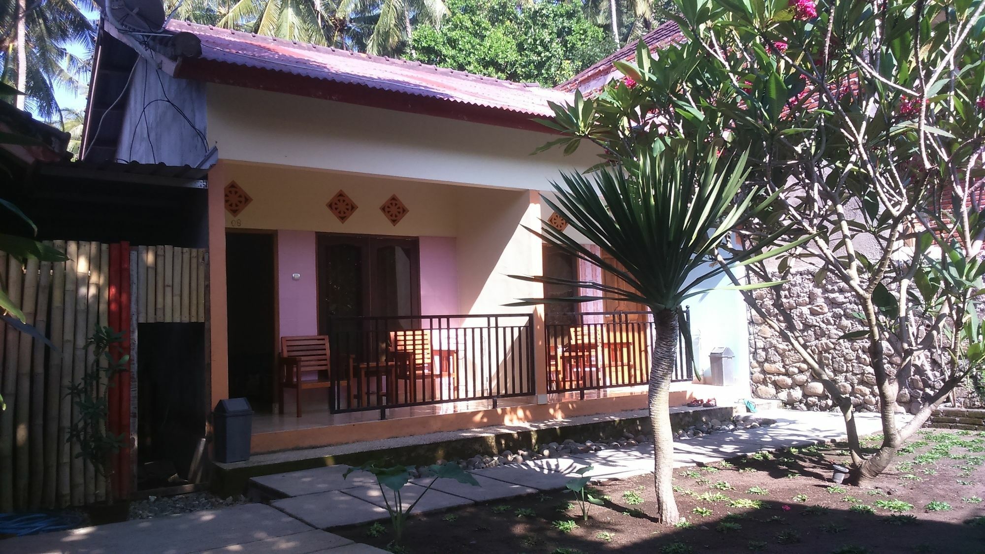 Family Garden Homestay Mangsit Kültér fotó